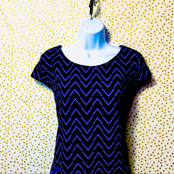 R&K Stripe Fashion Dress - Picture 2 of 4